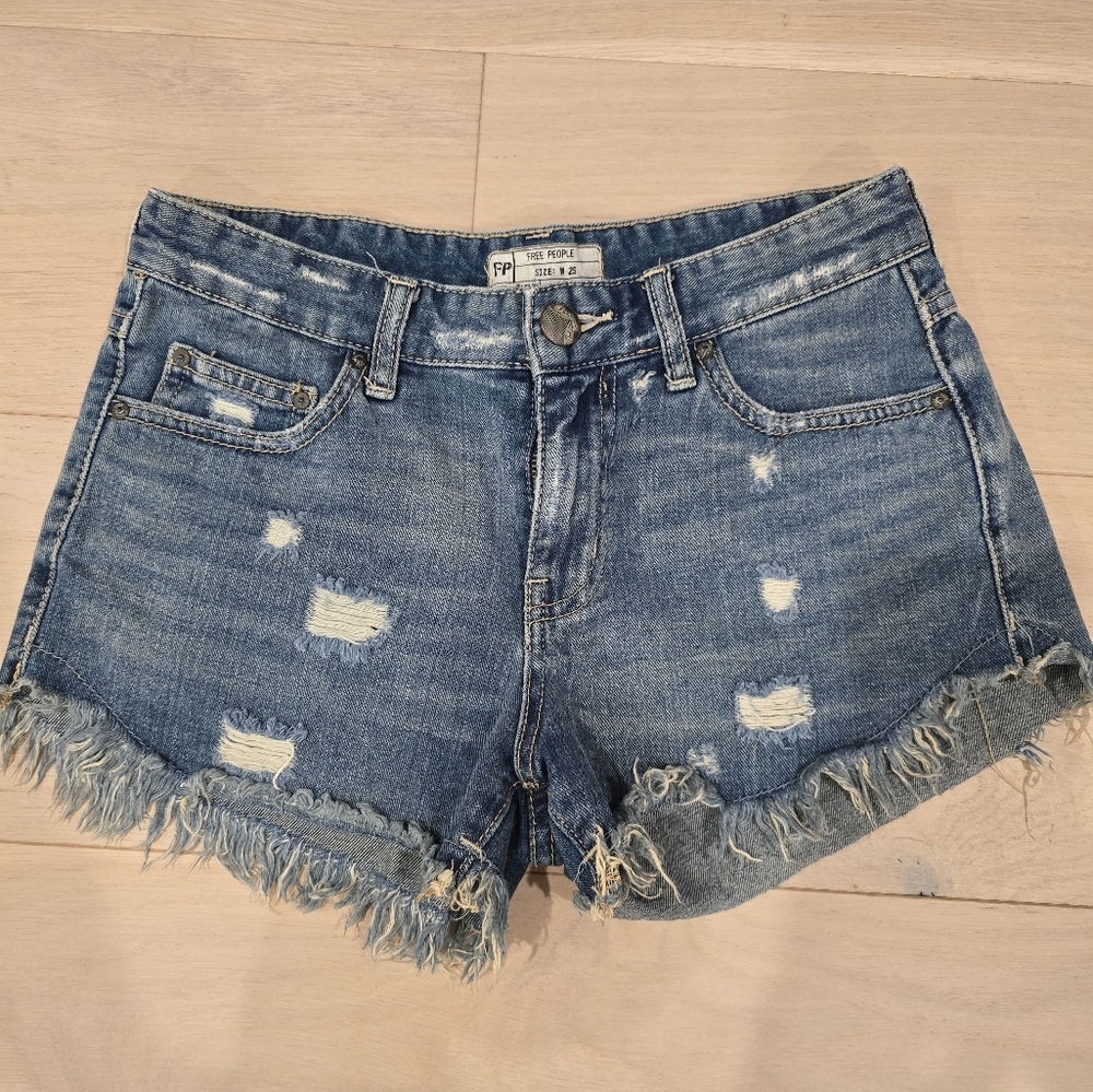 Free People Jean Shorts - Size 24